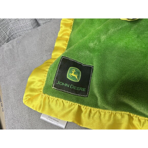 Scene Weaver John Deere JD Tractor Lovey Green Security Blanket Plush Toy 16 In - Picture 2 of 10